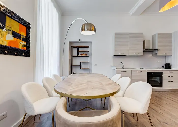 Bmga L Ottaviano Lux 3bdr Roma